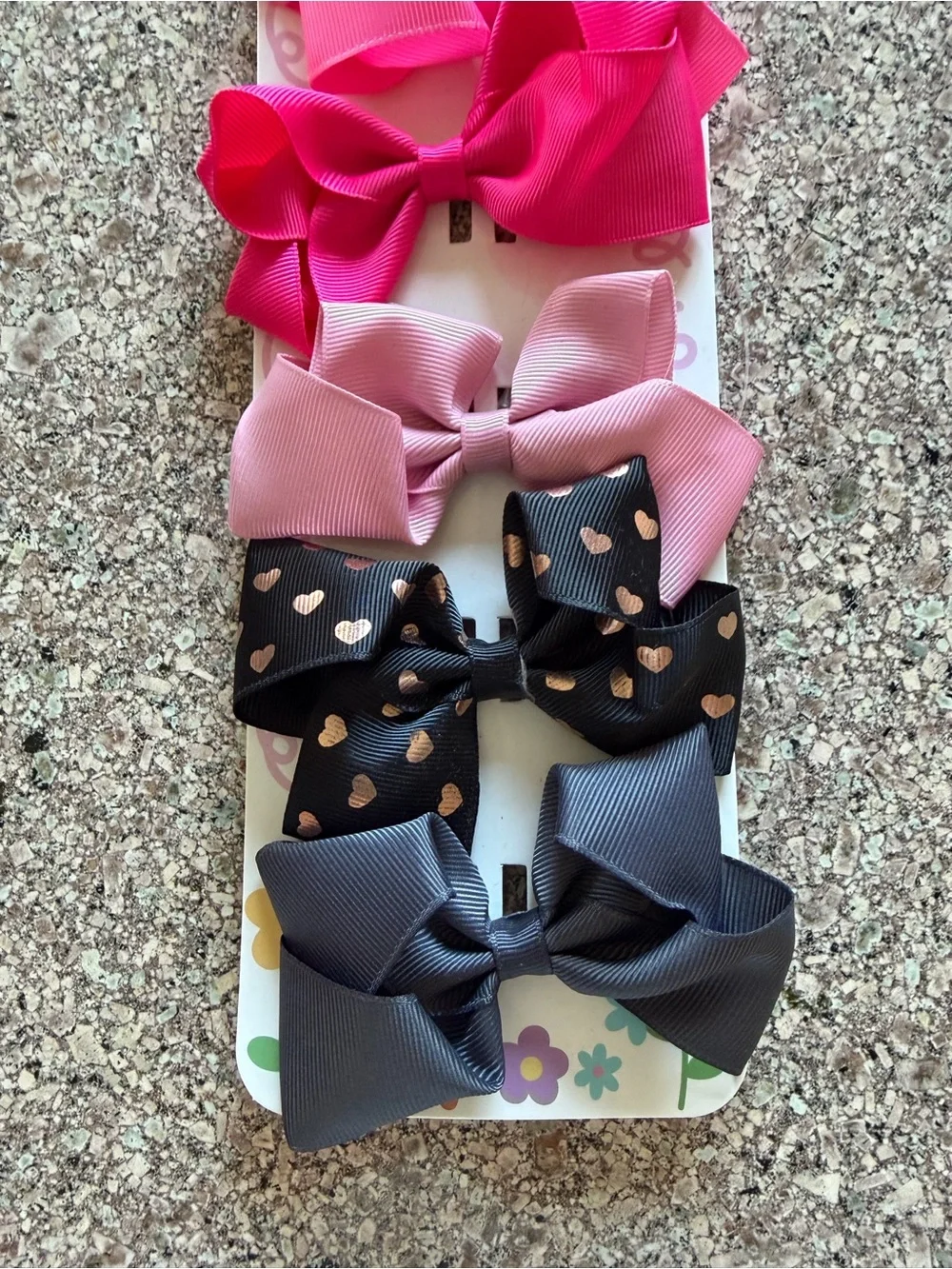 Girls 7-Pack Heart Accent Bow Clips in White, Hot Pink, Light Pink & Black -